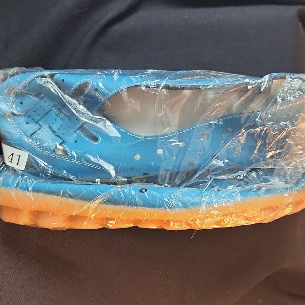 NEW* Women's Faux leather slip ons wl no-slip bottoms.Blue, Size EU 41, US 10